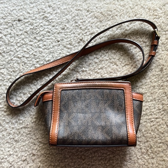Michael Kors small crossbody bag - Picture 5 of 10